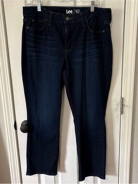 NW/OT Women’s Lee Jeans 14P Regular Fit Straight Leg Mid Rise Dark Wash